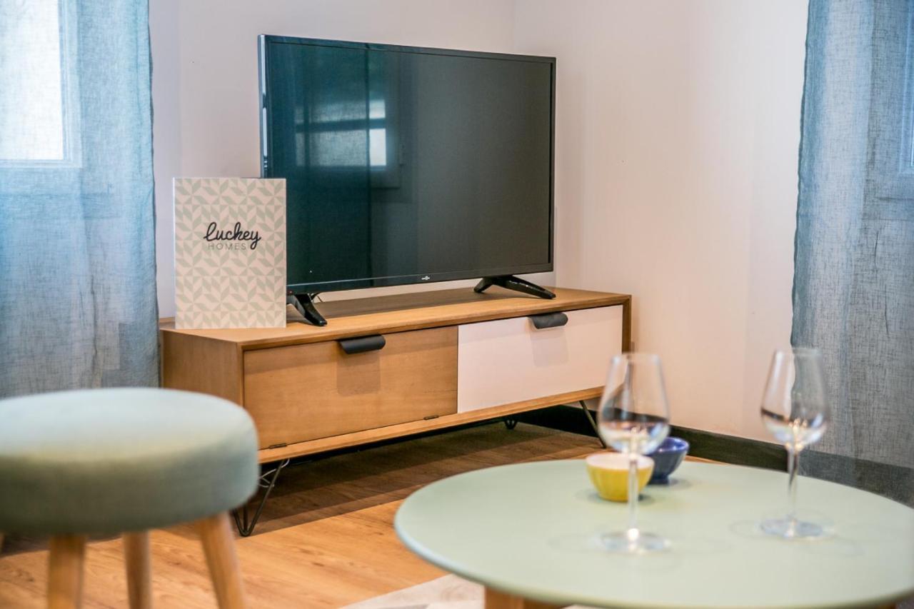 Douces Nuits Caennaises - Parking Prive Inclus, Centre Ville ภายนอก รูปภาพ